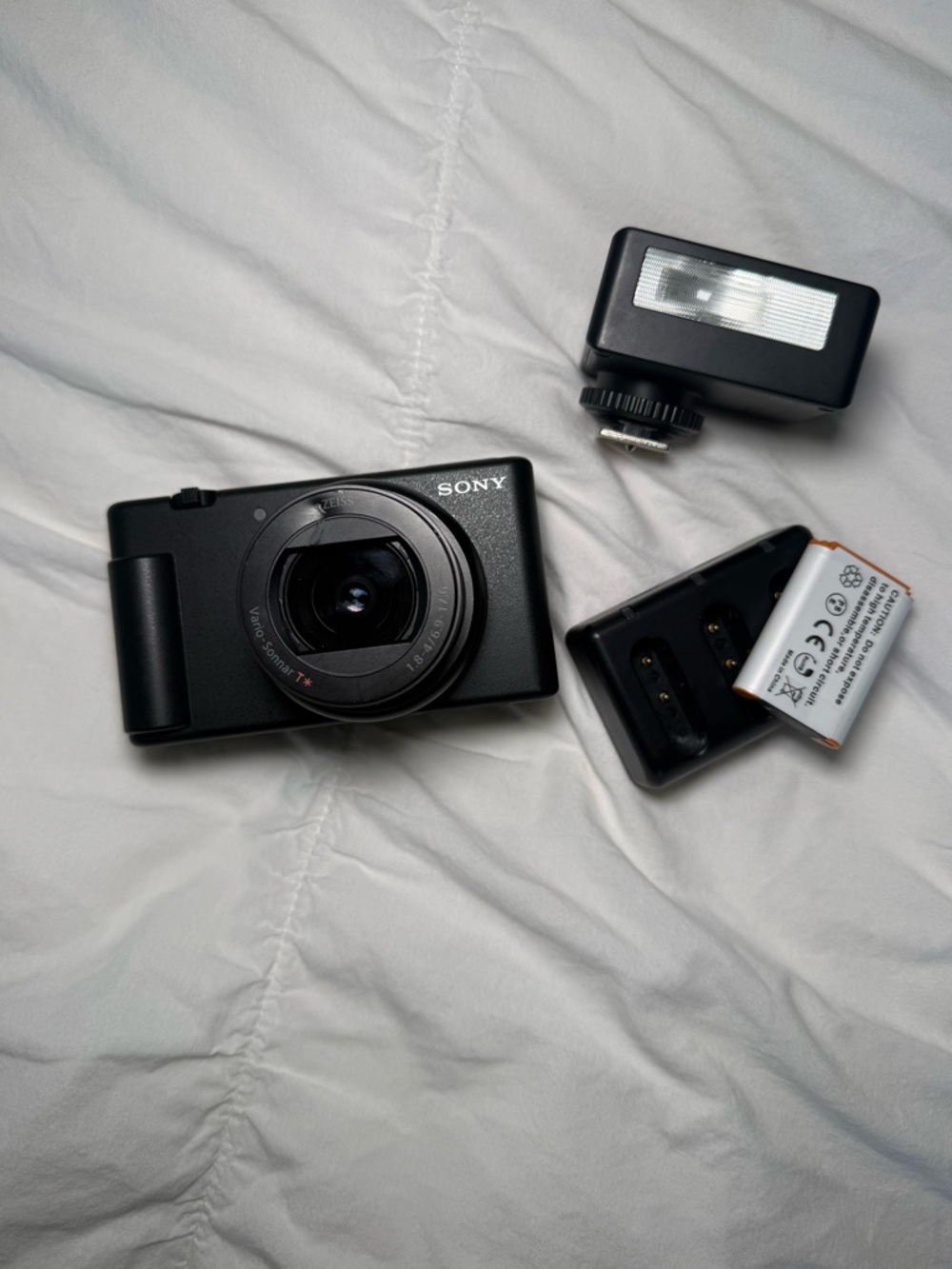 Sony ZV-1M2 (Vlogging Camera + Battery + Flash Attachment) (Needs Repair)